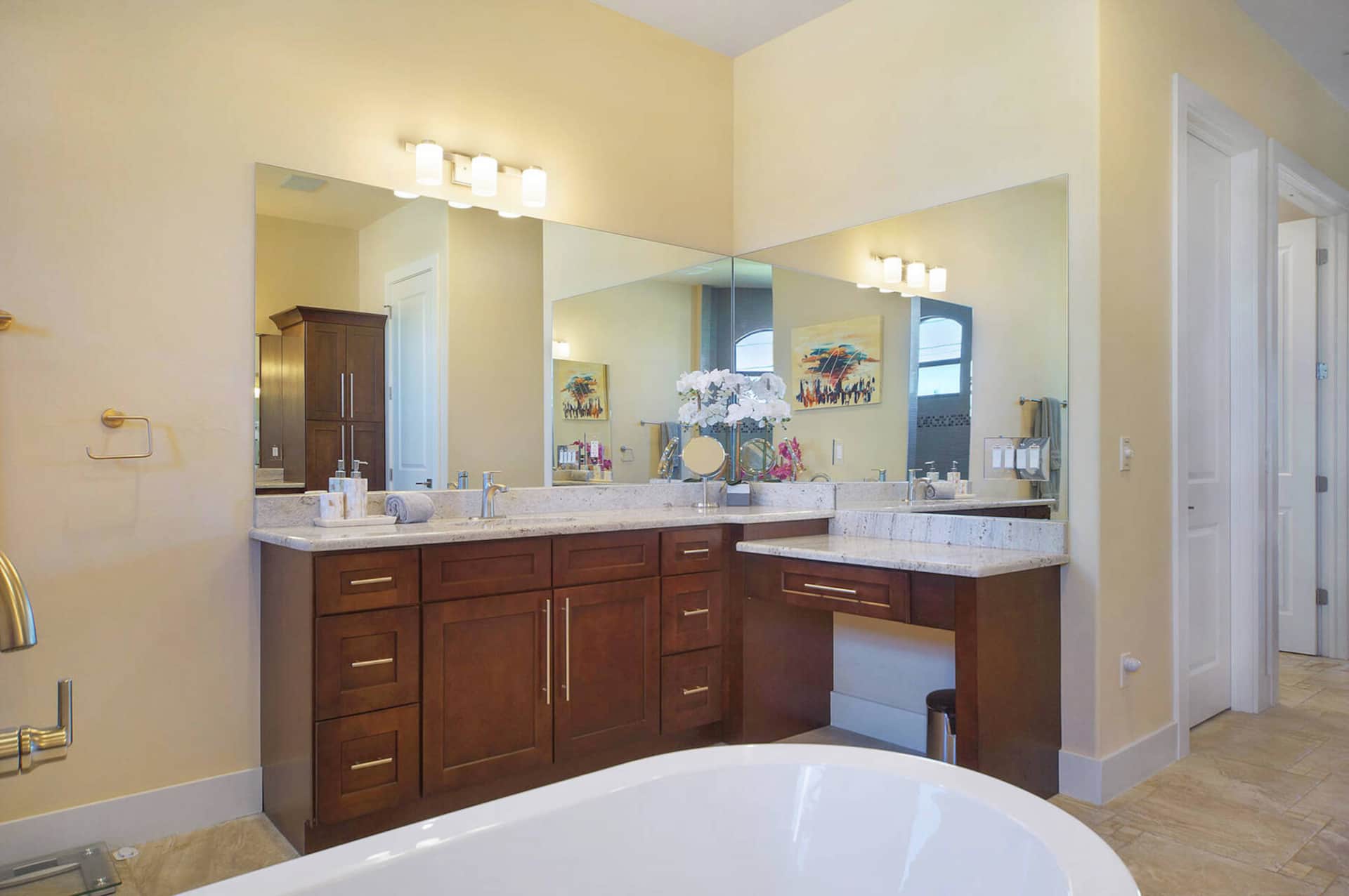 Master bathroom – second view